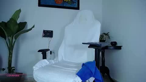 MaSSimo online show from February 10, 2026, 7:18 pm