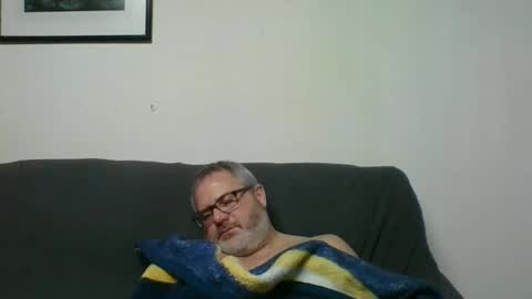 Snapshot of diamond_couple_82 chatting on February 4, 2025, 7:07 am diamond_couple_82 online show from February 4, 2025, 7:07 am