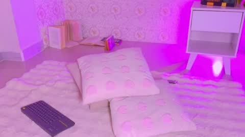 Snapshot of diamond_pierce chatting on May 14, 2026, 2:57 pm Diamond online show from May 14, 2026, 2:57 pm