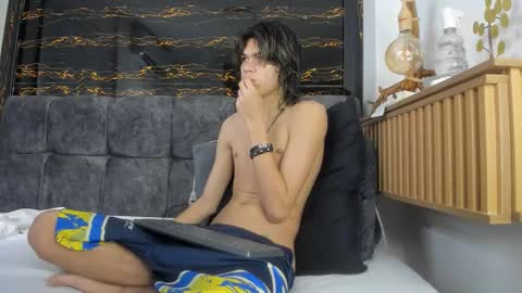 diamond_twink online show from February 16, 2026, 1:51 pm