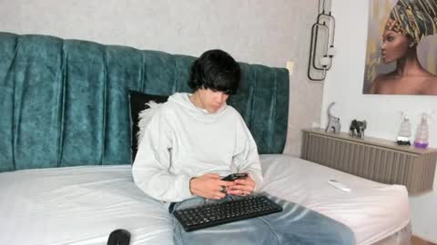 diamond_twink online show from June 26, 2026, 2:21 pm