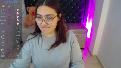 Snapshot of diamondfox_m chatting on April 8, 2026, 10:26 am Your Diamond online show from April 8, 2026, 10:26 am