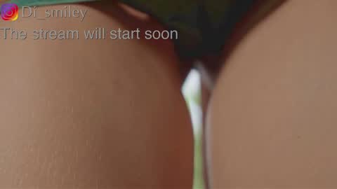 Snapshot of diana_smiley chatting on October 12, 2025, 2:43 am Diana online show from October 12, 2025, 2:43 am