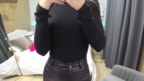 Diana online show from November 16, 2025, 5:35 am