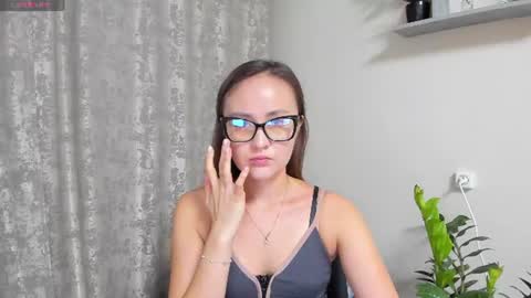 Snapshot of diana_taylor chatting on July 5, 2026, 9:11 pm Diana online show from July 5, 2026, 9:11 pm