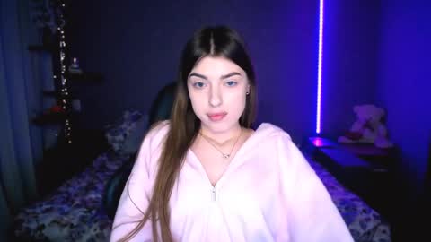 DIANA  online show from April 14, 2026, 9:43 pm