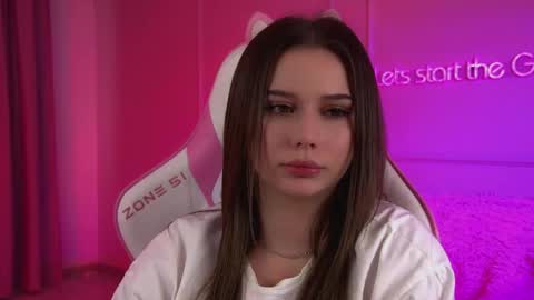 Diana online show from April 25, 2026, 1:41 pm