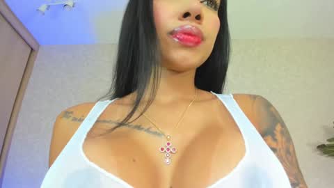 dianac1998 online show from February 10, 2026, 4:55 pm