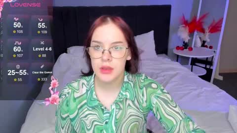 Dianne online show from December 7, 2024, 2:53 am