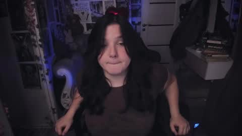 Snapshot of diasporaaa chatting on October 21, 2025, 2:01 am diasporaaa online show from October 21, 2025, 2:01 am