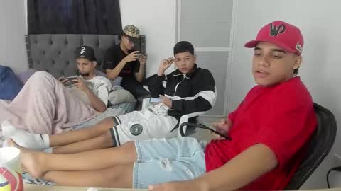 dick online show from November 11, 2025, 1:33 pm