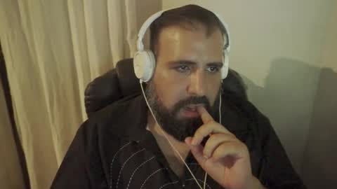 Snapshot of dicristalino chatting on December 14, 2025, 2:39 am Cristian Dipolino online show from December 14, 2025, 2:39 am