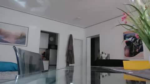 Snapshot of didiegal chatting on September 23, 2025, 8:39 am squirtcock online show from September 23, 2025, 8:39 am