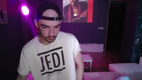 didismurf02 online show from May 9, 2026, 2:17 am