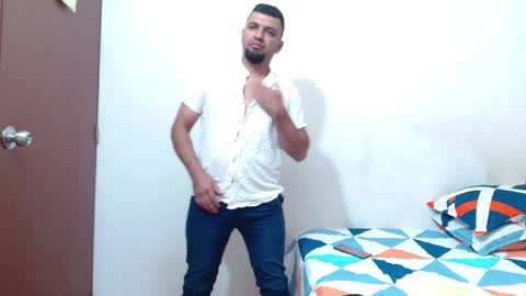 diego_vergon online show from September 9, 2025, 1:38 am