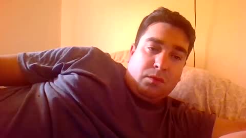 Diego online show from October 21, 2025, 9:15 pm