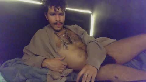 Snapshot of diemond_latinx98 chatting on February 7, 2026, 11:19 pm diemond_latinx98 online show from February 7, 2026, 11:19 pm