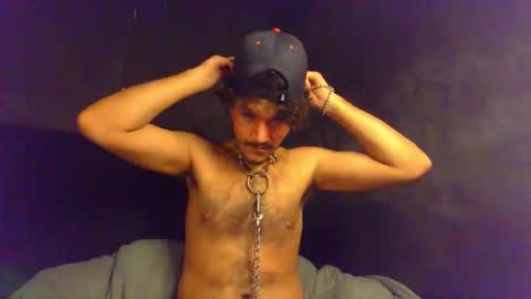 diemond_latinx98 online show from March 17, 2026, 5:22 am