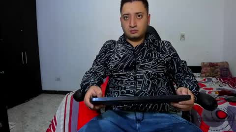 diiego_xxx online show from April 5, 2026, 9:23 pm
