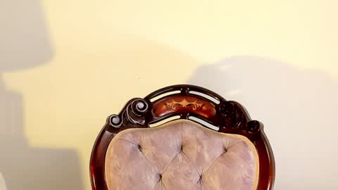 dikey_18 online show from January 28, 2025, 5:00 am