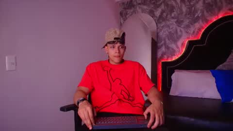 Snapshot of dilanmiller_ chatting on July 13, 2026, 4:21 pm dilanmiller_ online show from July 13, 2026, 4:21 pm