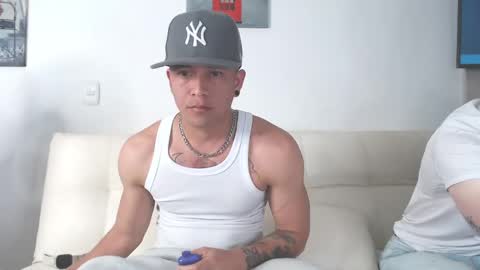 Snapshot of dilanxxx8888 chatting on April 1, 2026, 4:24 am dilanxxx8888 online show from April 1, 2026, 4:24 am