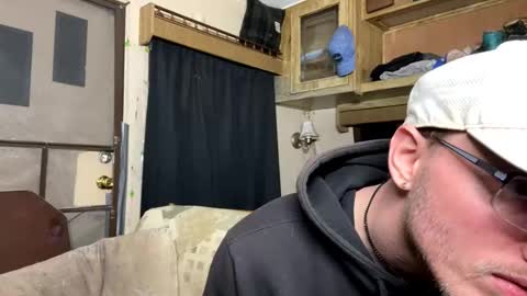 Daddy online show from May 1, 2026, 3:11 am