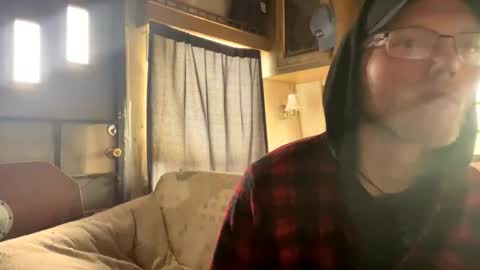Daddy online show from May 12, 2026, 4:26 pm