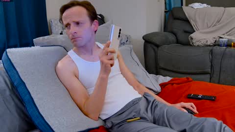 Dilldough405 online show from January 13, 2025, 2:18 am