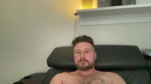 dilliding online show from March 11, 2025, 10:51 am