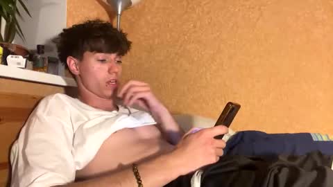 Snapshot of dimamozaev400 chatting on September 25, 2025, 9:07 pm Dima online show from September 25, 2025, 9:07 pm