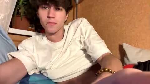 Snapshot of dimamozaev400 chatting on November 17, 2025, 8:58 pm Dima online show from November 17, 2025, 8:58 pm