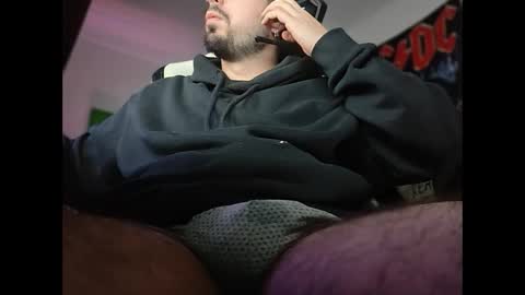 dimas22222 online show from December 8, 2024, 2:09 pm