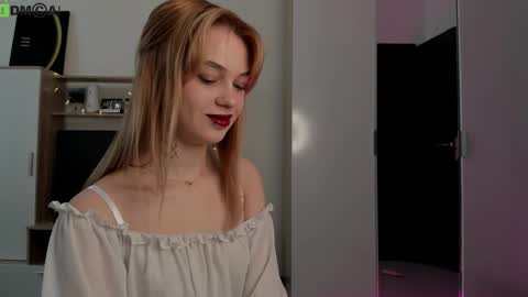 Snapshot of din_star chatting on February 20, 2026, 7:32 am Dina online show from February 20, 2026, 7:32 am