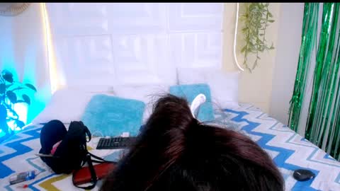 DINA online show from April 8, 2026, 6:30 pm