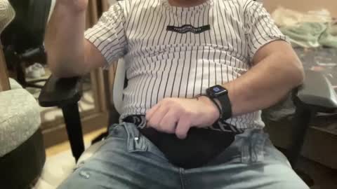 direwolf91 online show from December 22, 2024, 3:11 pm