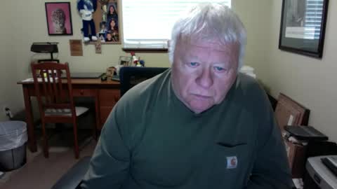 dirtrider195080438 online show from June 2, 2026, 7:27 pm