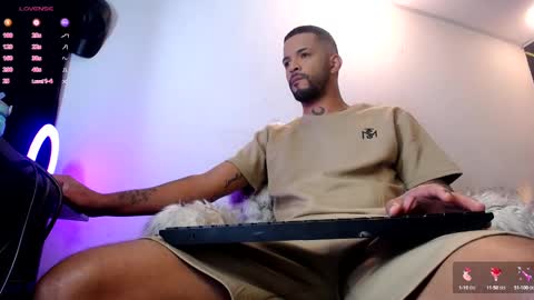 Snapshot of dirtybhot chatting on September 19, 2025, 2:46 am I just want to be happy online show from September 19, 2025, 2:46 am