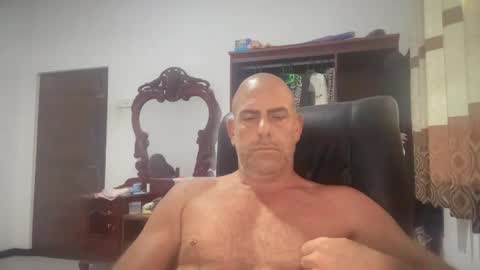 Dirtydanlondon online show from February 15, 2025, 3:09 am