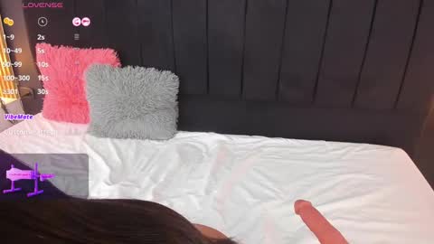 Snapshot of dirtysex18 chatting on February 4, 2025, 11:16 am Soffie - Valentina - Yuya Astro online show from February 4, 2025, 11:16 am