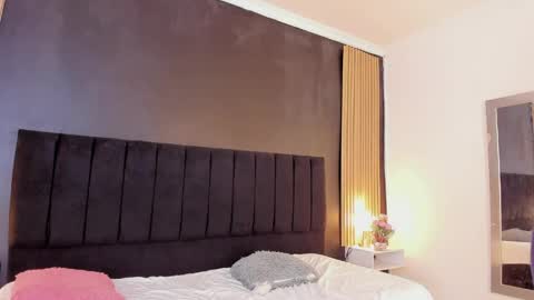 Soffie - Valentina - Yuya  Astro online show from April 3, 2026, 8:07 pm