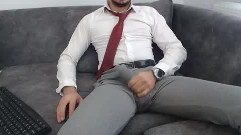 dirtyybooyy77 online show from March 22, 2026, 10:40 am