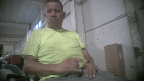 sexyguy online show from December 2, 2025, 11:56 pm