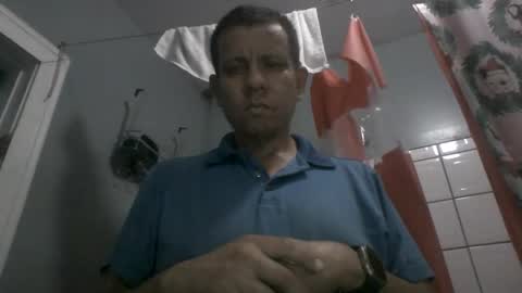 sexyguy online show from April 4, 2026, 7:39 am