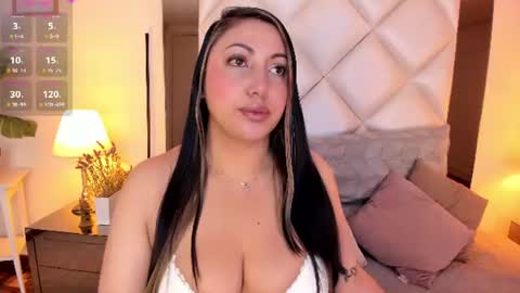 Snapshot of diva_curvi chatting on July 16, 2026, 11:05 am Lizz online show from July 16, 2026, 11:05 am