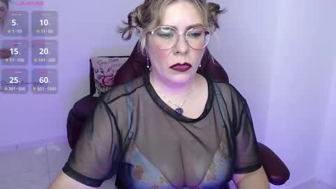 Diva online show from February 13, 2025, 9:27 pm