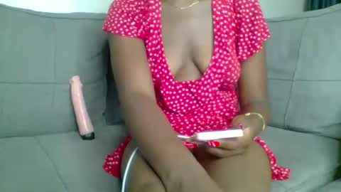 queen kinky online show from April 18, 2026, 7:58 pm