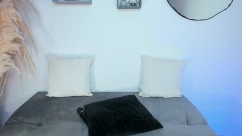 Snapshot of divine_amy chatting on February 26, 2025, 7:27 pm Amy online show from February 26, 2025, 7:27 pm