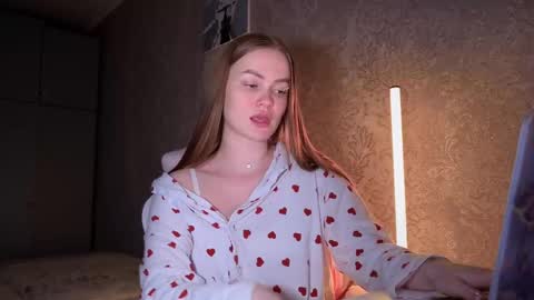 Snapshot of divine_hannah chatting on February 22, 2025, 2:06 am Hannah online show from February 22, 2025, 2:06 am