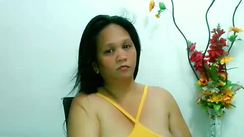 Snapshot of divinegrace10 chatting on January 5, 2025, 3:11 am Divine Grace Close To Your Hear online show from January 5, 2025, 3:11 am